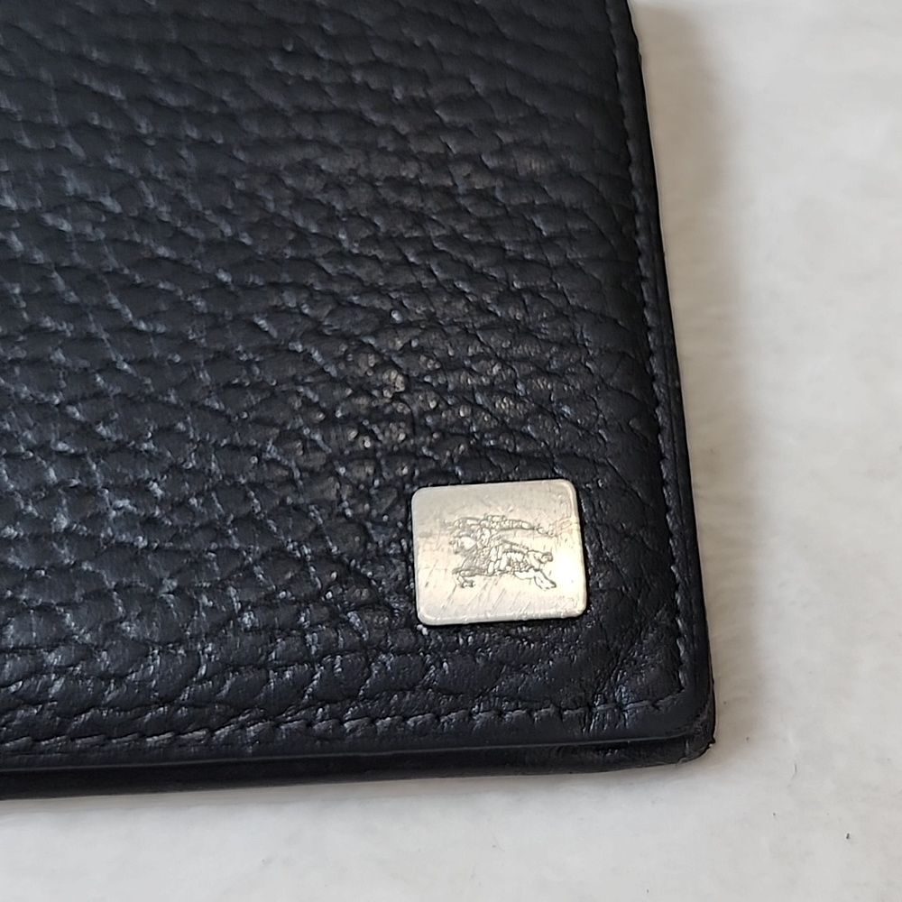 Authentic Burberry Long Wallet - Picture 10 of 11